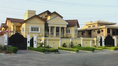 Despite the economic boom, the majority of Nigerians cannot afford to live in single home properties found in restricted areas around the country