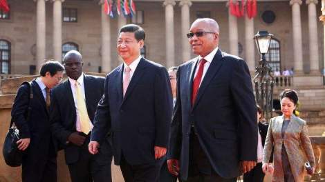Chinese President Xi Jinping with South Africa President Jacob Zuma.